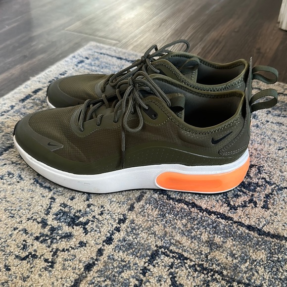 Nike Air Max Dia - Picture 1 of 5